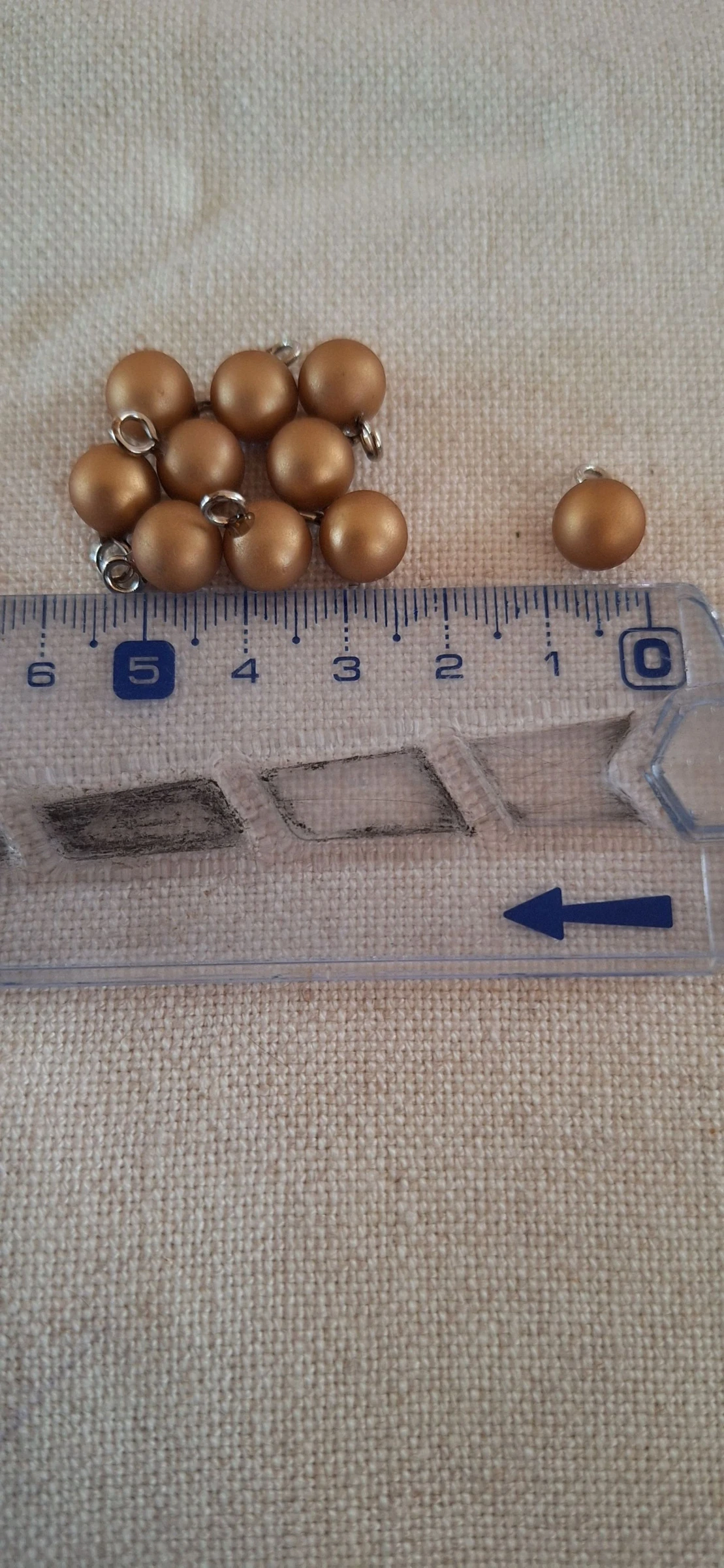 10 boutons 7 mm à coudre imitation perles de culture marron cuivré 